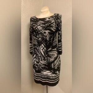 Enfocus Studio Ladies Size 6 Black & White Abstract Long Sleeve Sheath Dress